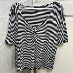 Hot Topic crop striped top